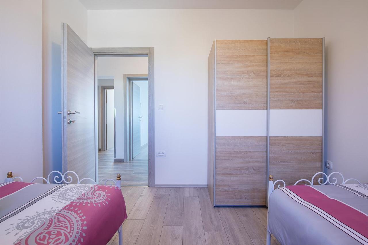 Kaylie Apartment Pula Exterior photo